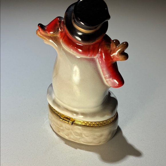 Charming Snowman Holiday Keepsake Box - Picture 3 of 5